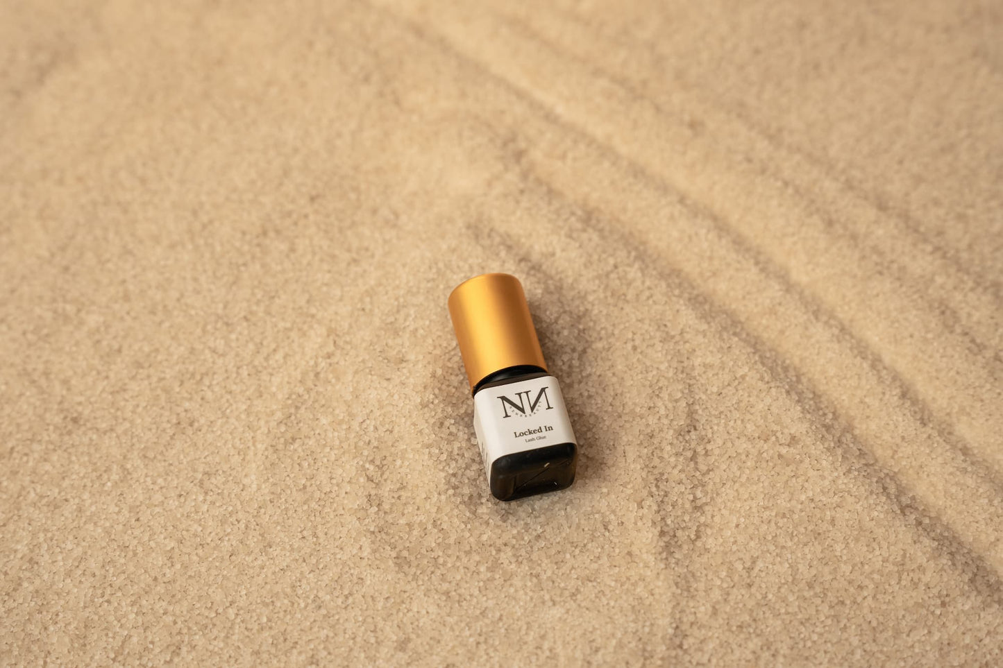 „Locked In“ Lash Glue